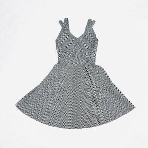 GUESS Los Angeles Black & White Fit and Flare Knit Bodycon Dress